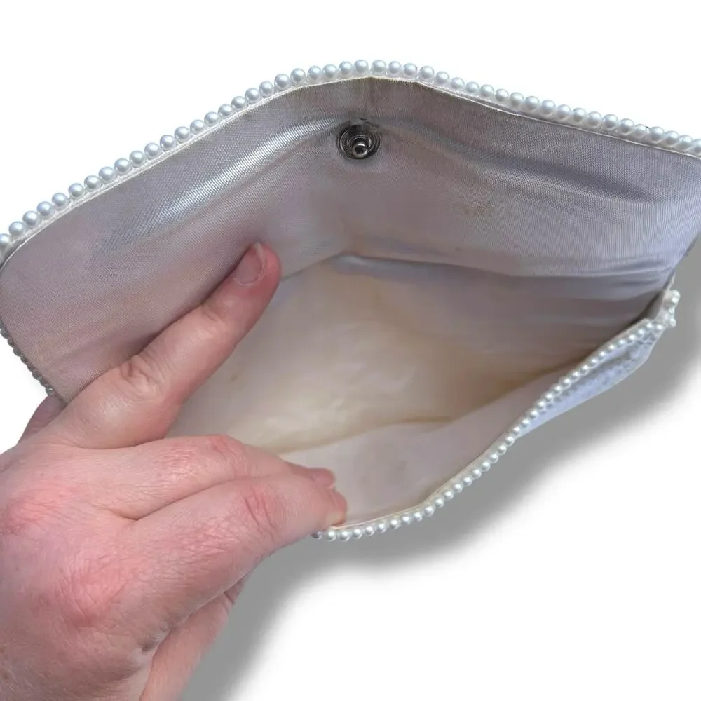 Vintage Beaded Handbag Purse Clutch Wallet White Silver